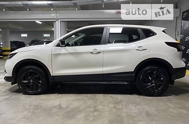 Внедорожник / Кроссовер Nissan Qashqai 2021 в Киеве