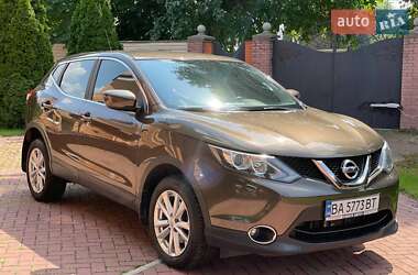 Внедорожник / Кроссовер Nissan Qashqai 2015 в Кропивницком