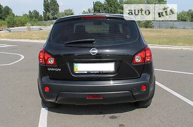 Позашляховик / Кросовер Nissan Qashqai 2008 в Києві