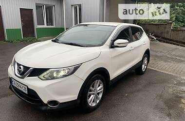 Внедорожник / Кроссовер Nissan Qashqai 2015 в Умани