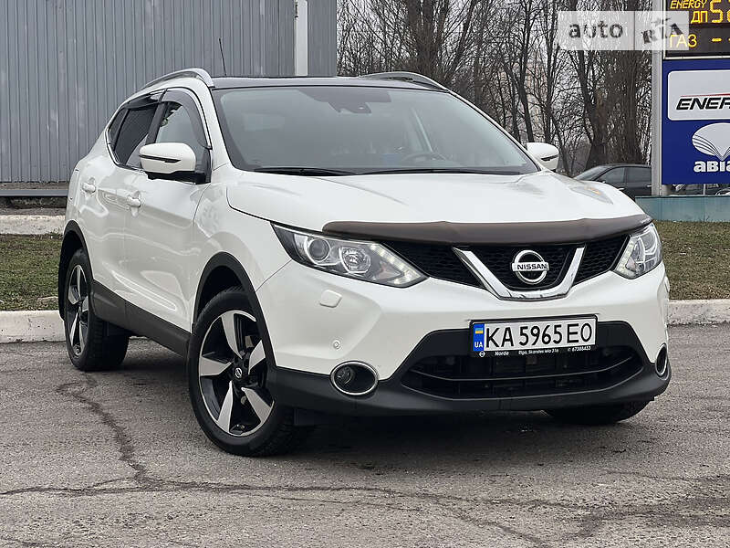 Позашляховик / Кросовер Nissan Qashqai 2016 в Києві