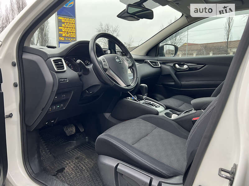 Позашляховик / Кросовер Nissan Qashqai 2016 в Києві