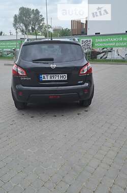 Внедорожник / Кроссовер Nissan Qashqai 2010 в 