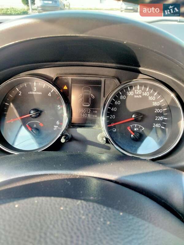 Внедорожник / Кроссовер Nissan Qashqai 2012 в Хмельницком