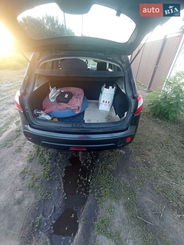 Внедорожник / Кроссовер Nissan Qashqai 2010 в Харькове