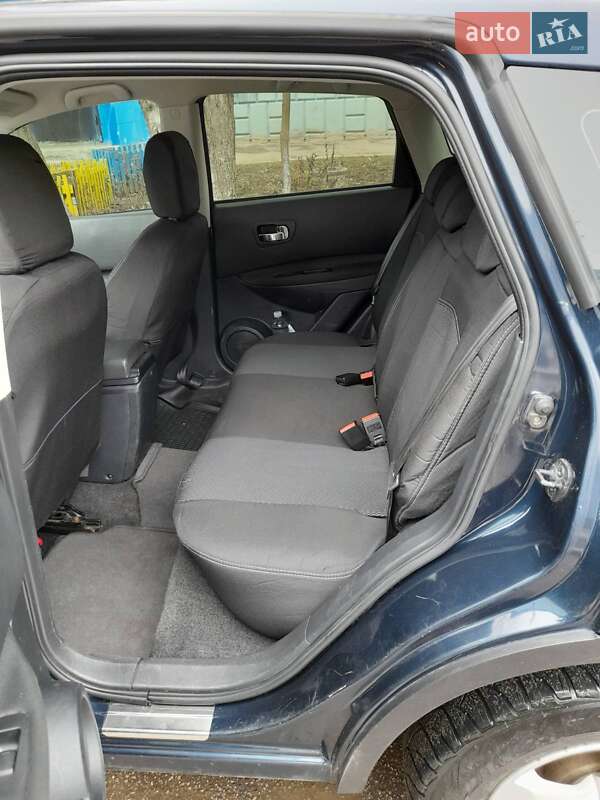 Внедорожник / Кроссовер Nissan Qashqai 2010 в Запорожье