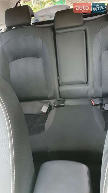 Позашляховик / Кросовер Nissan Qashqai 2011 в Житомирі