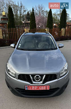 Внедорожник / Кроссовер Nissan Qashqai 2010 в Днепре