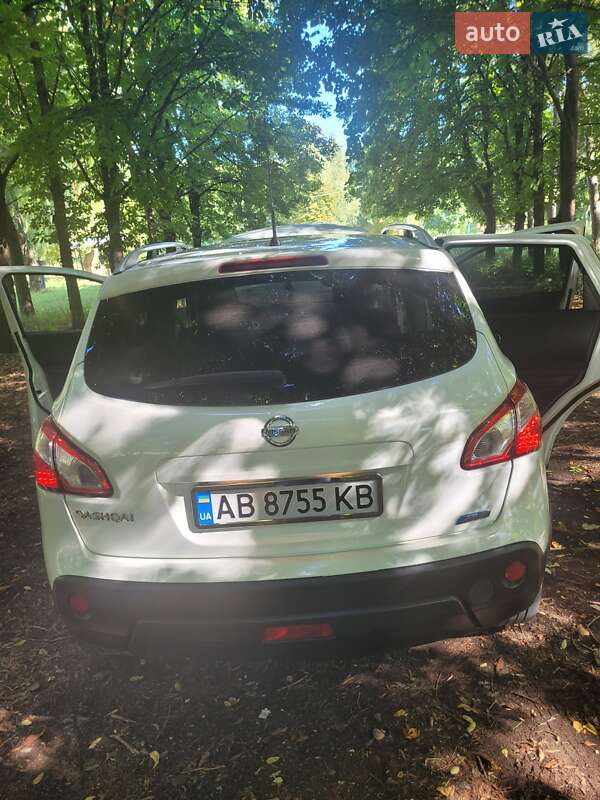 Внедорожник / Кроссовер Nissan Qashqai 2012 в Ямполе