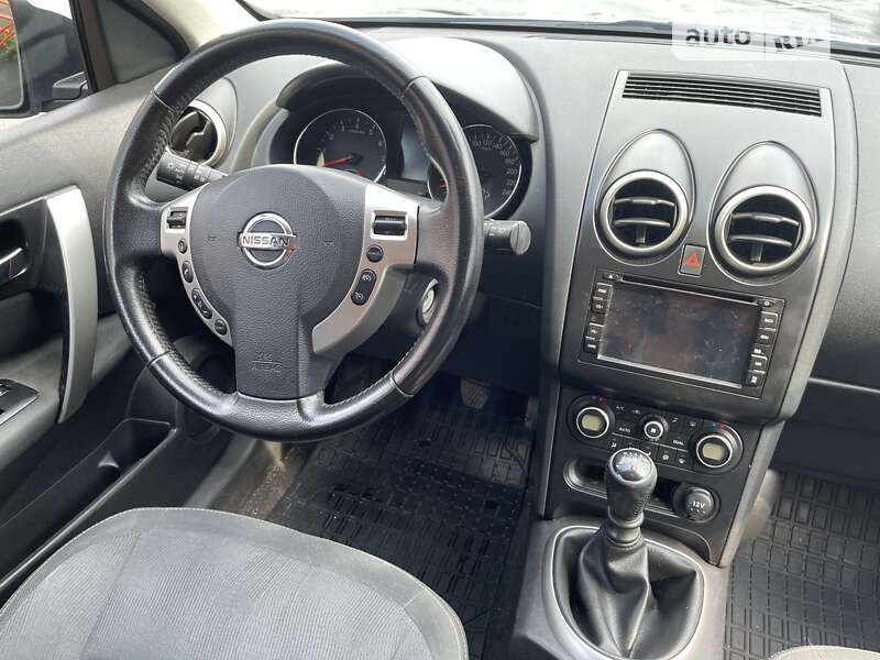 Внедорожник / Кроссовер Nissan Qashqai 2010 в Харькове