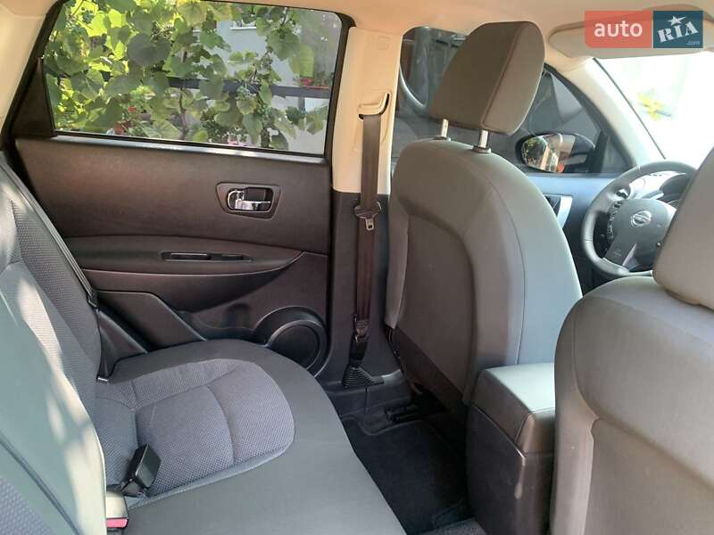 Внедорожник / Кроссовер Nissan Qashqai 2010 в Бучаче