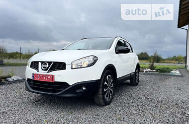 Внедорожник / Кроссовер Nissan Qashqai 2013 в 