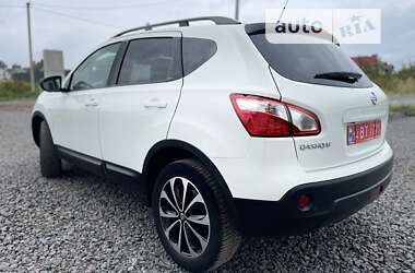 Внедорожник / Кроссовер Nissan Qashqai 2013 в 