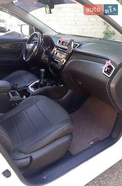 Внедорожник / Кроссовер Nissan Qashqai 2017 в Казанке