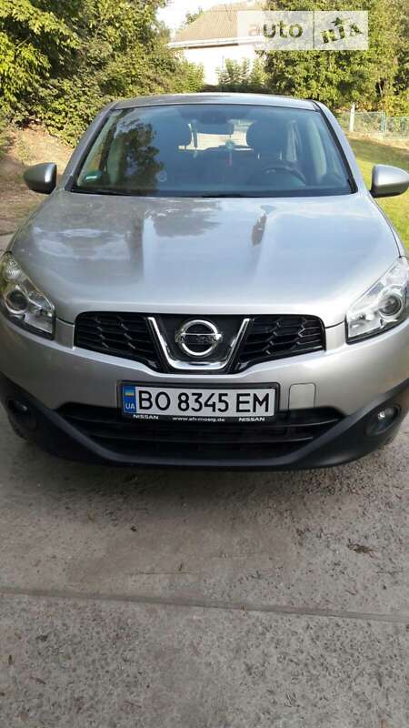 Позашляховик / Кросовер Nissan Qashqai 2012 в Тернополі