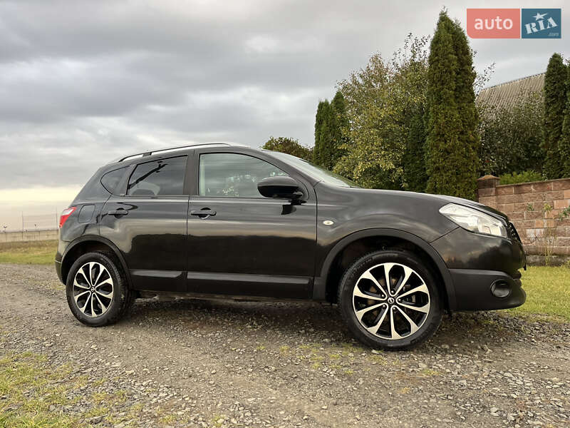 Внедорожник / Кроссовер Nissan Qashqai 2012 в Ровно