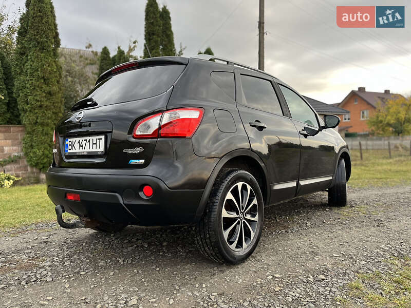 Внедорожник / Кроссовер Nissan Qashqai 2012 в Ровно