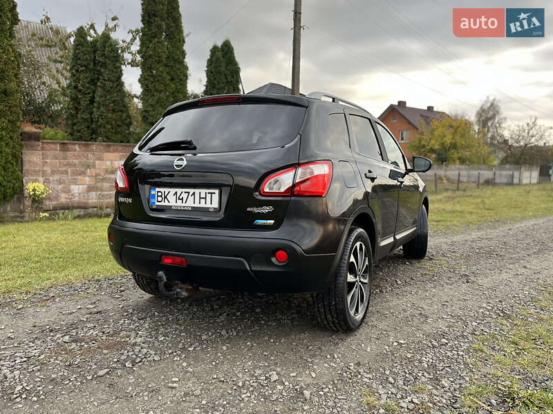 Внедорожник / Кроссовер Nissan Qashqai 2012 в Ровно