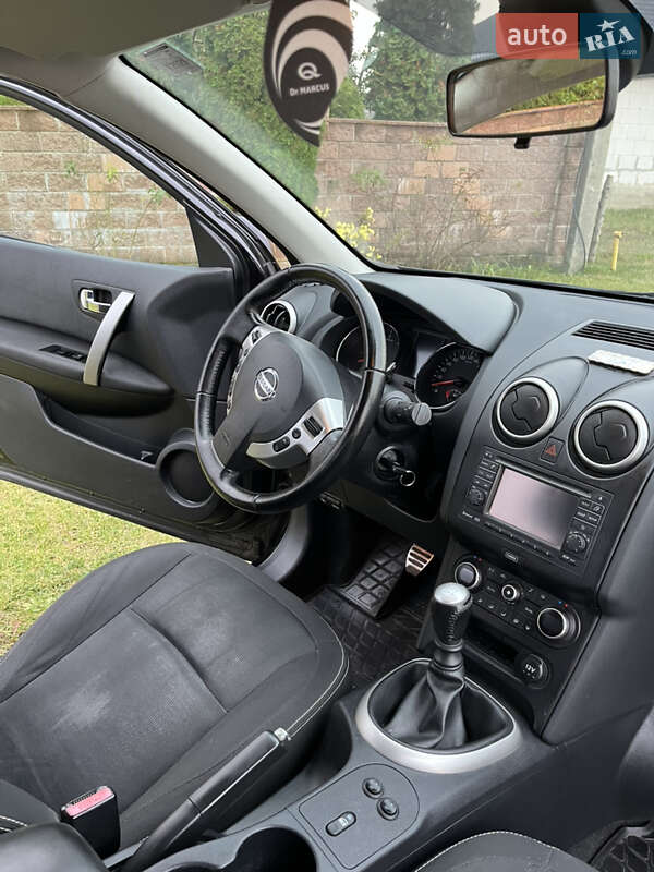 Внедорожник / Кроссовер Nissan Qashqai 2012 в Ровно