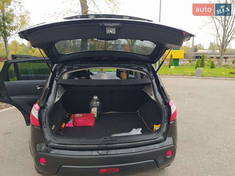 Внедорожник / Кроссовер Nissan Qashqai 2012 в Краматорске