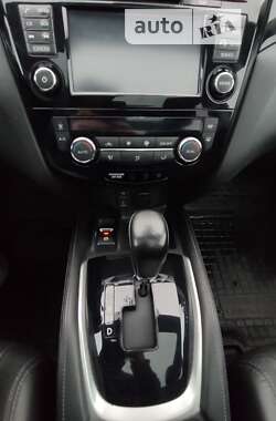 Внедорожник / Кроссовер Nissan Qashqai 2014 в 