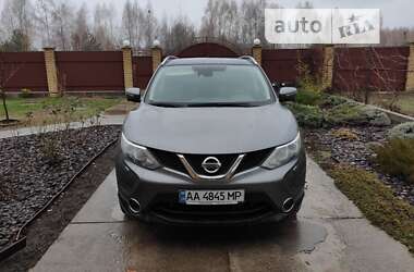 Внедорожник / Кроссовер Nissan Qashqai 2014 в 