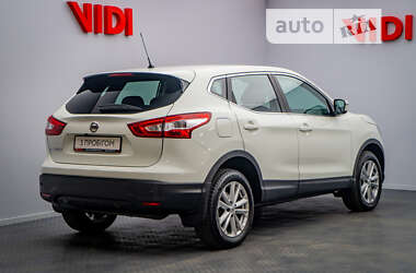 Внедорожник / Кроссовер Nissan Qashqai 2017 в 