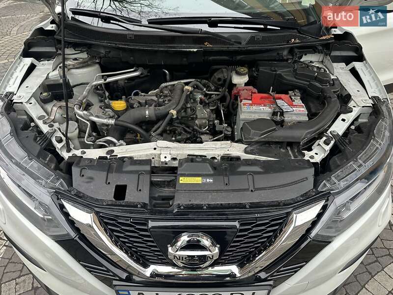 Внедорожник / Кроссовер Nissan Qashqai 2017 в Киеве