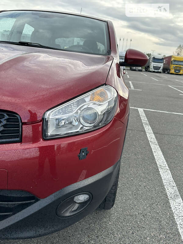 Внедорожник / Кроссовер Nissan Qashqai 2011 в Львове