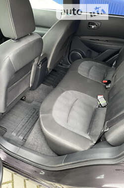 Внедорожник / Кроссовер Nissan Qashqai 2010 в 
