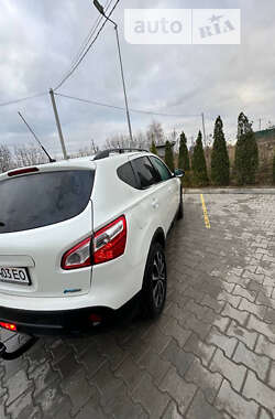 Позашляховик / Кросовер Nissan Qashqai 2013 в Тернополі