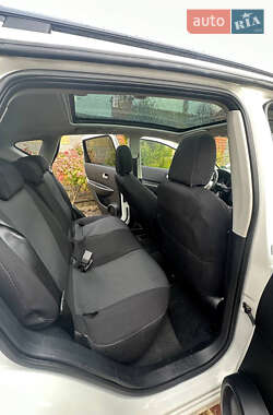 Внедорожник / Кроссовер Nissan Qashqai 2013 в 
