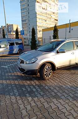 Внедорожник / Кроссовер Nissan Qashqai 2012 в Житомире