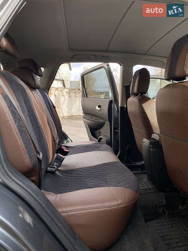 Позашляховик / Кросовер Nissan Qashqai 2011 в Києві