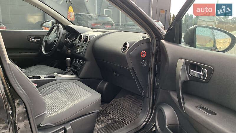 Внедорожник / Кроссовер Nissan Qashqai 2011 в Луцке фото 9 Внедорожник / Кроссовер Nissan Qashqai 2011 в Луцке