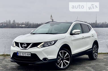 Внедорожник / Кроссовер Nissan Qashqai 2015 в Днепре