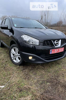 Позашляховик / Кросовер Nissan Qashqai 2012 в Смілі