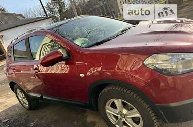 Позашляховик / Кросовер Nissan Qashqai 2013 в Лозовій