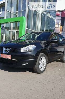 Позашляховик / Кросовер Nissan Qashqai 2013 в Луцьку