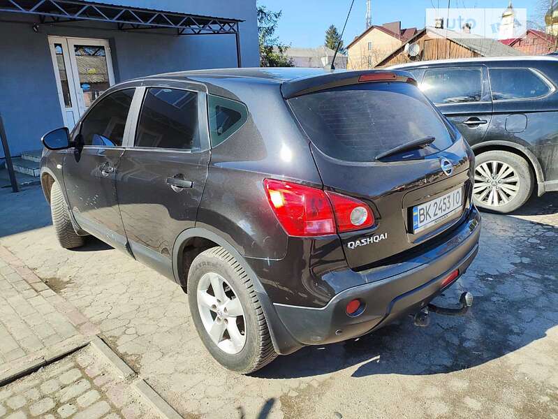 Позашляховик / Кросовер Nissan Qashqai 2009 в Рівному