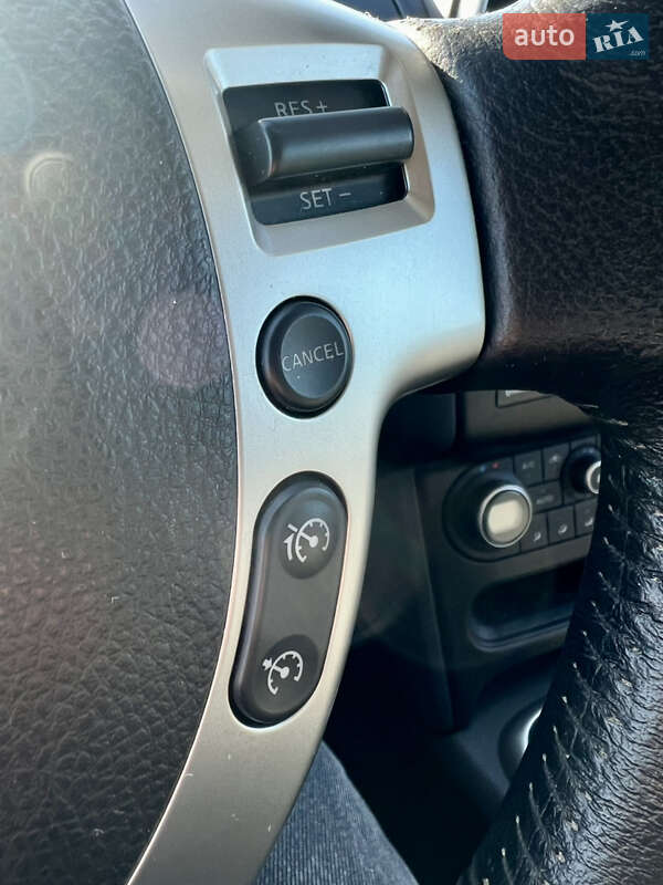 Внедорожник / Кроссовер Nissan Qashqai 2010 в Днепре