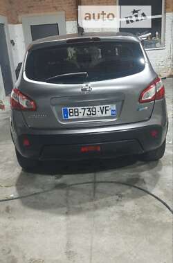 Внедорожник / Кроссовер Nissan Qashqai 2010 в Луцке