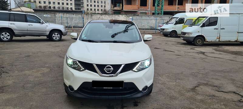 Внедорожник / Кроссовер Nissan Qashqai 2014 в Киеве