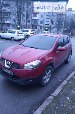 Позашляховик / Кросовер Nissan Qashqai 2010 в Запоріжжі