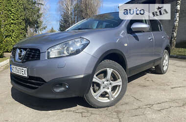 Позашляховик / Кросовер Nissan Qashqai 2012 в Рівному