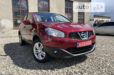 Позашляховик / Кросовер Nissan Qashqai 2013 в Долині