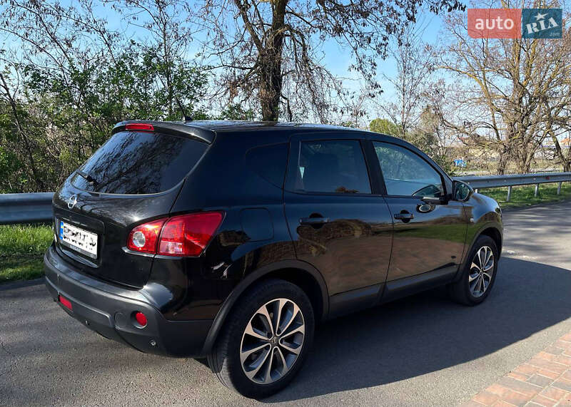 Позашляховик / Кросовер Nissan Qashqai 2009 в Рівному