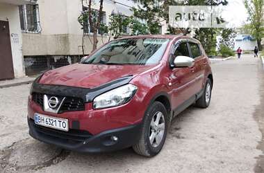 Внедорожник / Кроссовер Nissan Qashqai 2013 в Белгороде-Днестровском