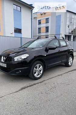 Внедорожник / Кроссовер Nissan Qashqai 2011 в Ивано-Франковске