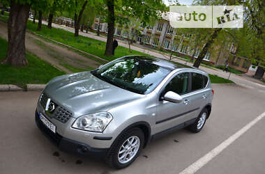 Внедорожник / Кроссовер Nissan Qashqai 2009 в Ромнах